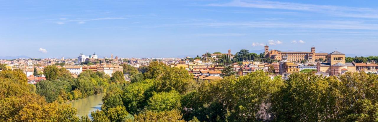 Penthouse With A Panoramic Rooftop In Trastevere With Seasonally Jacuzzi Roma Dış mekan fotoğraf